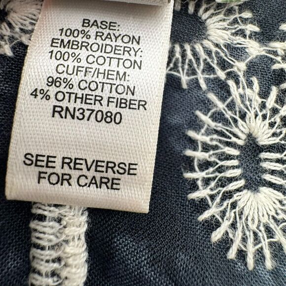 EST 1946 Women's 18/20 Blue Crochet‎ Open Knit Pullover Tunic Embroidered Floral - Picture 6 of 10